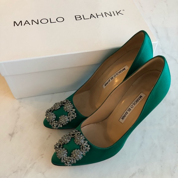 Manolo Blahnik Shoes - Manolo Blahnik Hangisi Jewel Pump